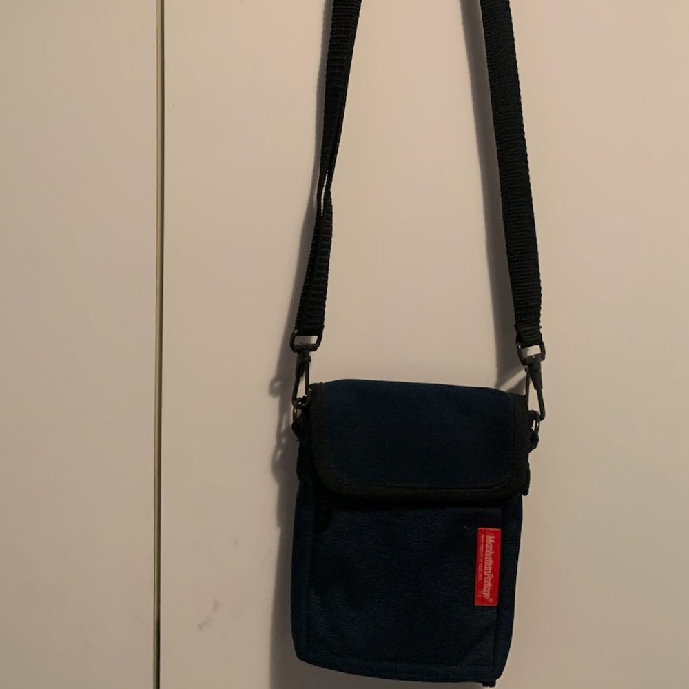 Cute Manhattan Portage Crossbody Bag